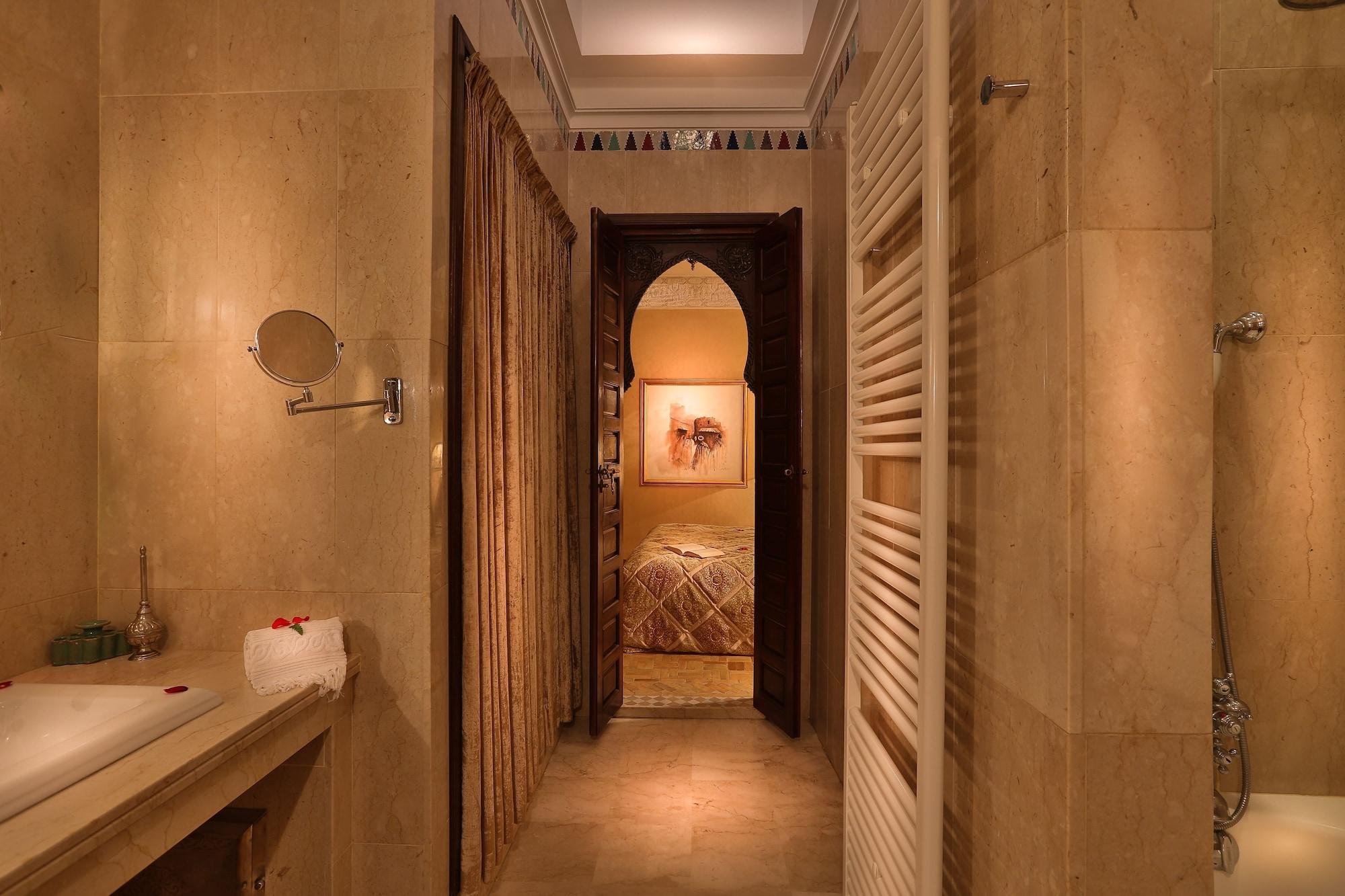 Riad Kniza Marrakesh Exterior photo Bathroom
