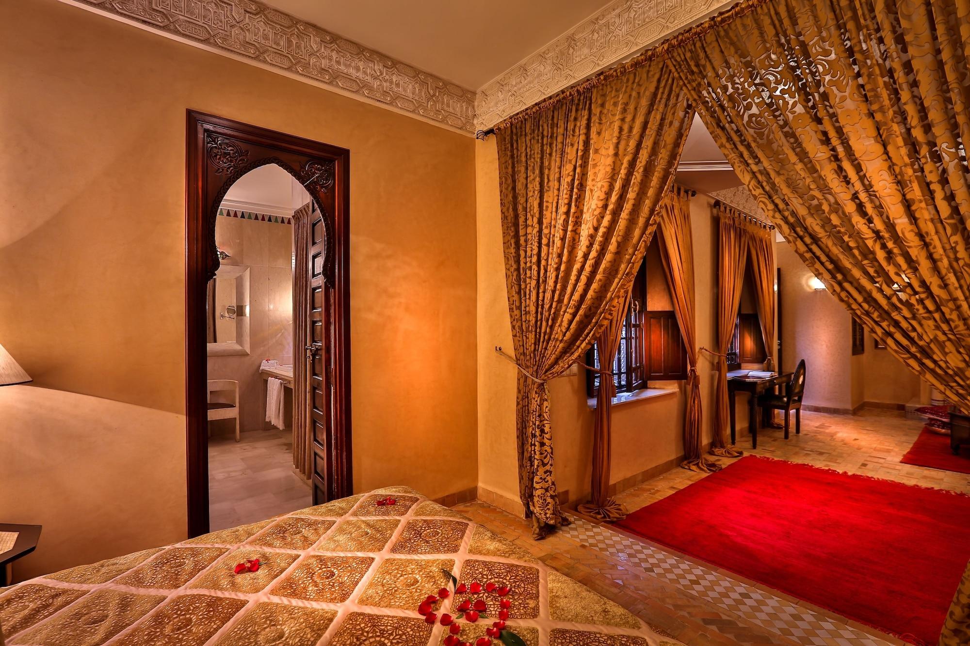 Riad Kniza Marrakesh Exterior photo Suite