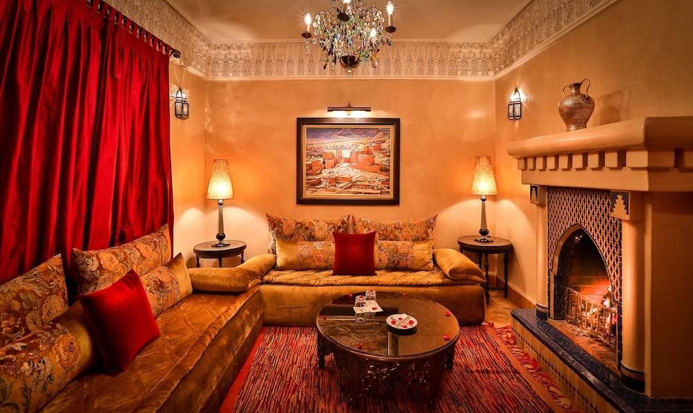 Riad Kniza Marrakesh Exterior photo A Moroccan living room