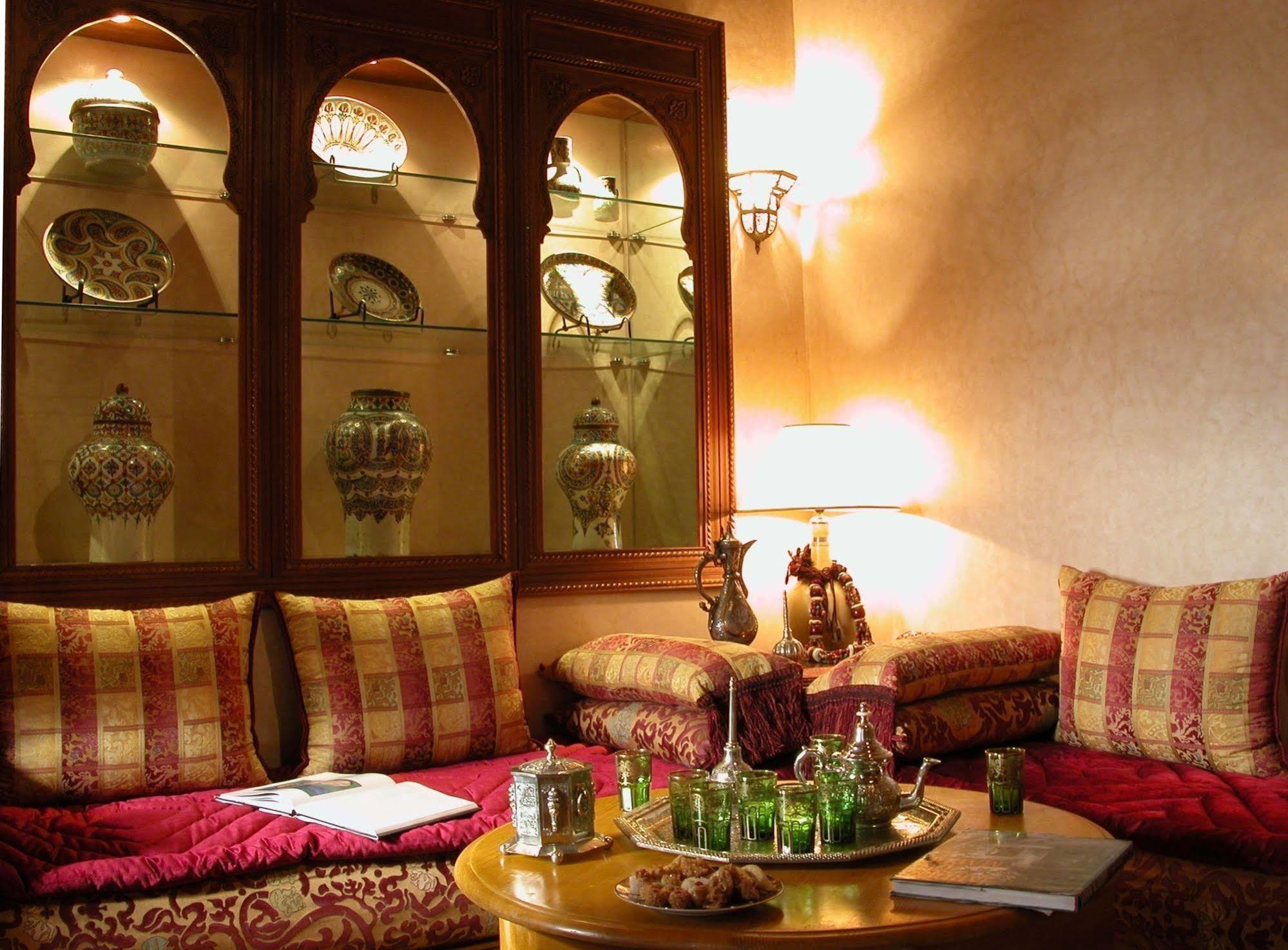 Riad Kniza Marrakesh Exterior photo A Moroccan interior