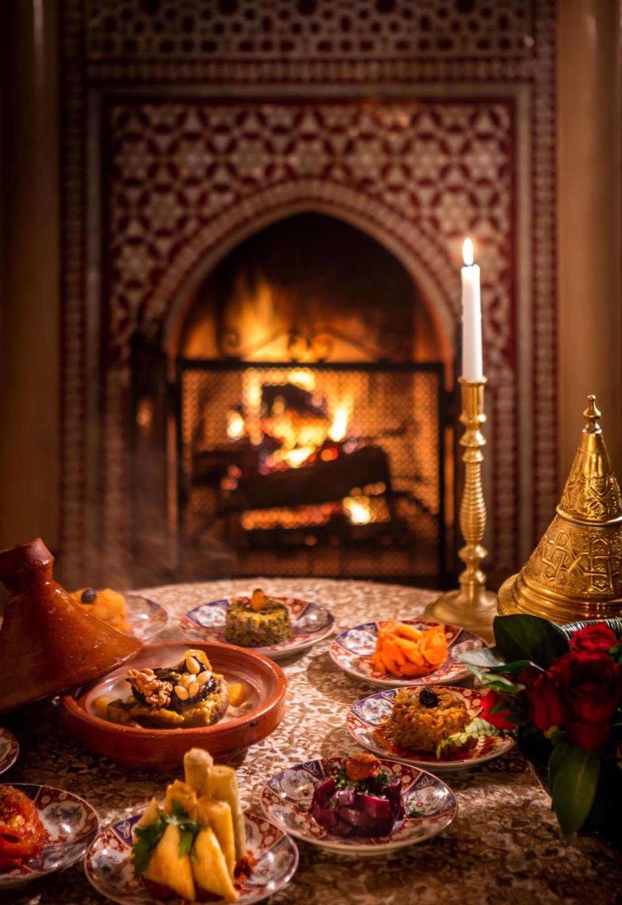 Riad Kniza Marrakesh Exterior photo A fireplace in a Moroccan riad