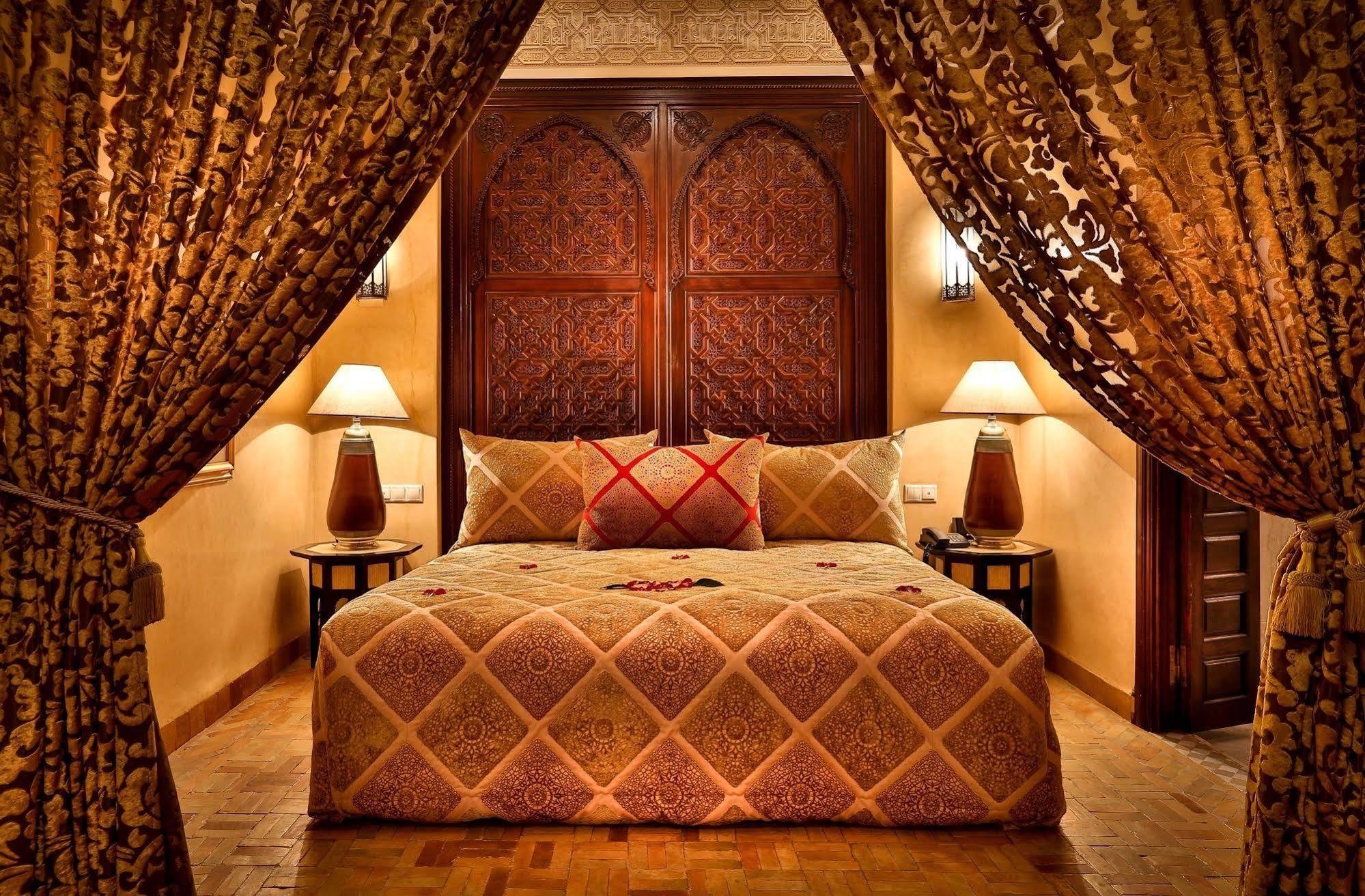 Riad Kniza Marrakesh Exterior photo A bedroom at the hotel